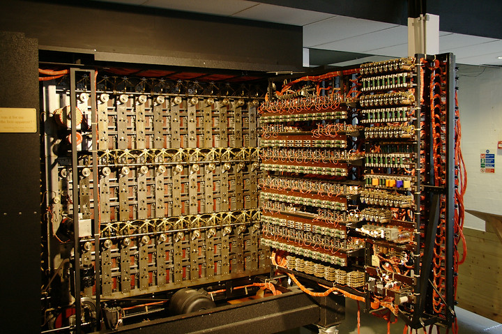 Enigma Machine High Tech History